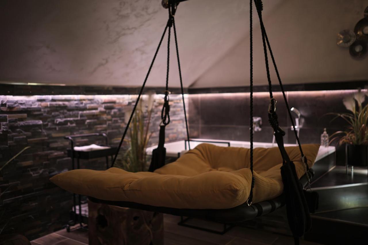 Sweet Poison Rooms Зарлуї Екстер'єр фото